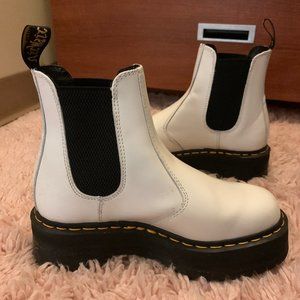 Doc Martens 2976 Quad Platform Boot- SIZE 7